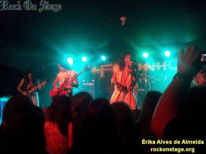 Rock On Stage Shows Internacionais Skull Fist - Drunk For Good