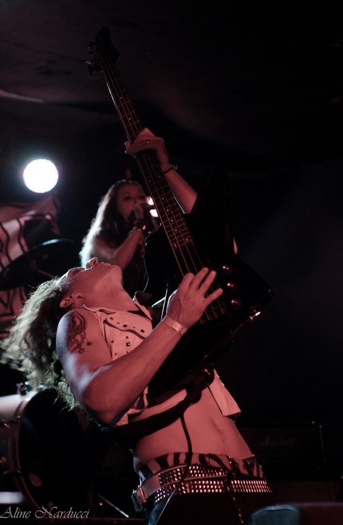 Banda Made In Brazil - AMANHÃ NA FOFINHO ROCK BAR